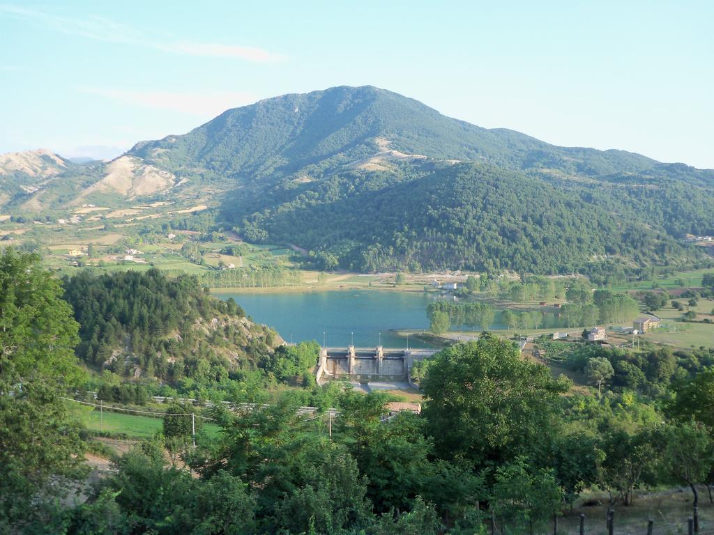 Azienda Agrituristica La Casetta Del Pollino Mormanno Buitenkant foto