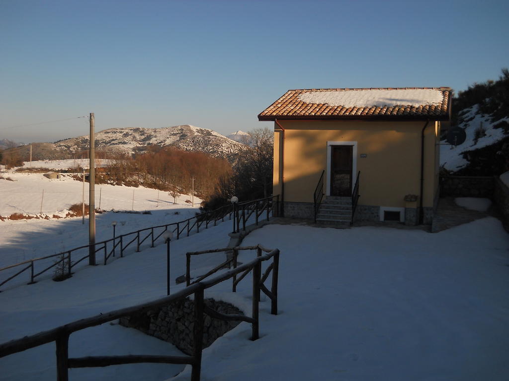 Azienda Agrituristica La Casetta Del Pollino Mormanno Buitenkant foto